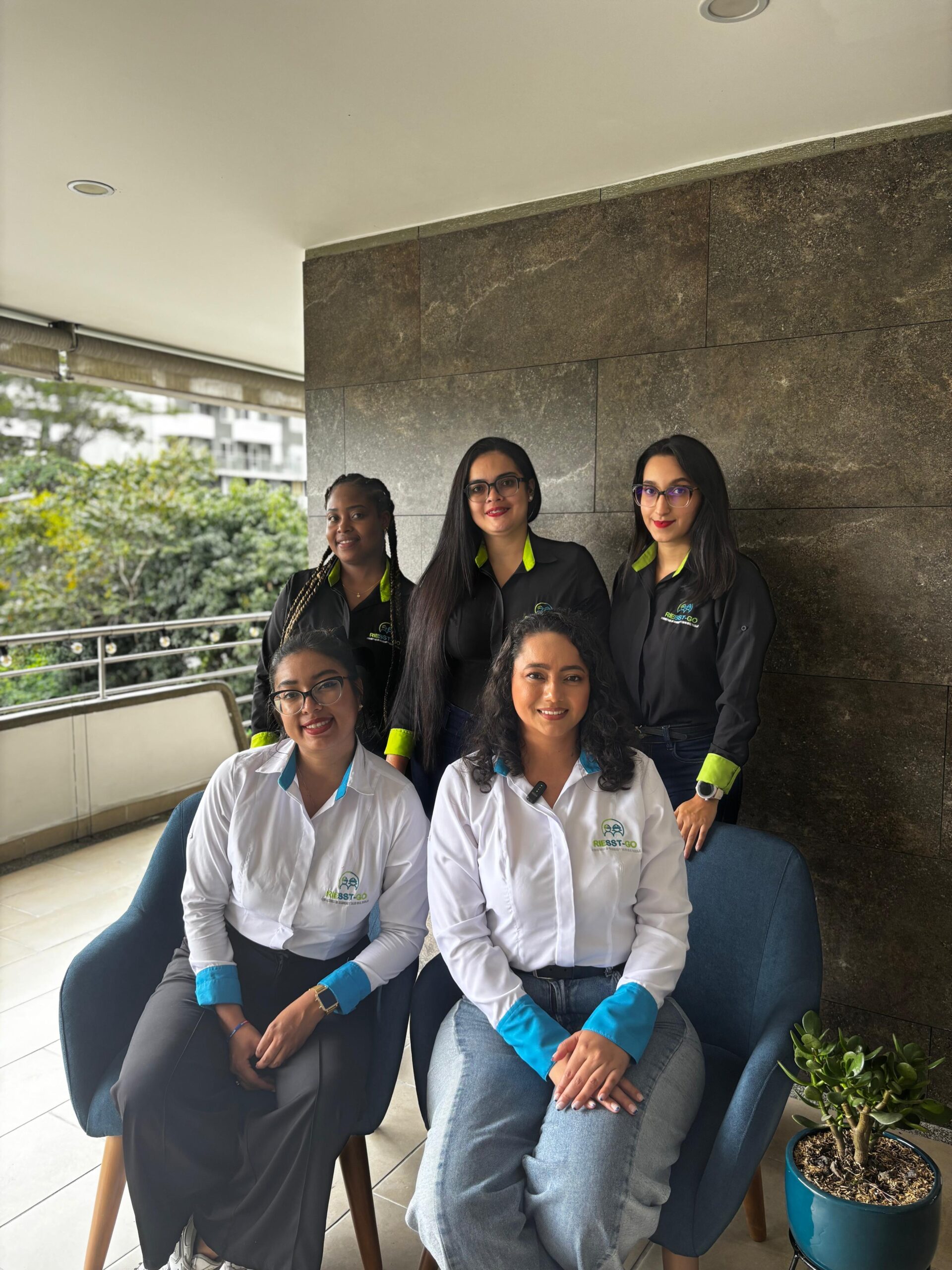 Beneficios de implementar el SG-SST con Riesst-Go